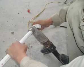 工布江达漏水维修电话